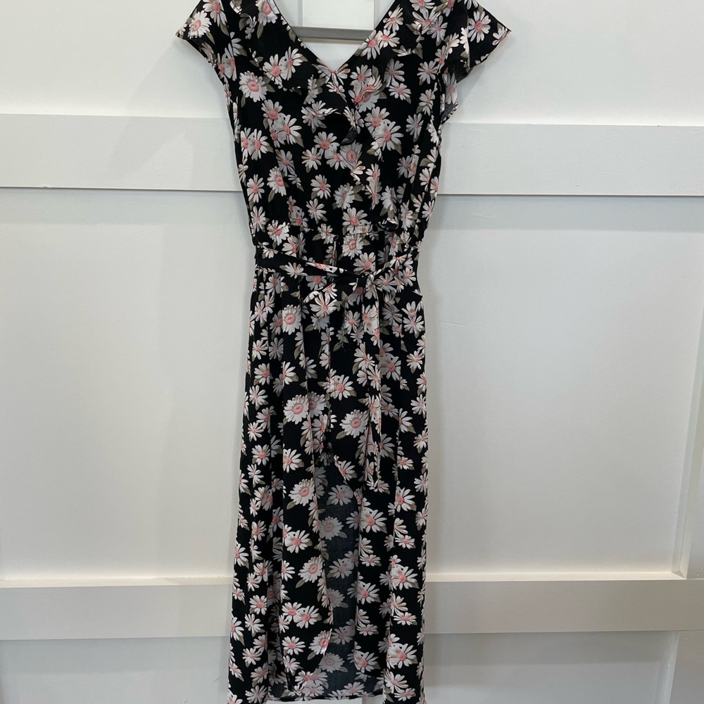 Black and Daisy Floral Romper